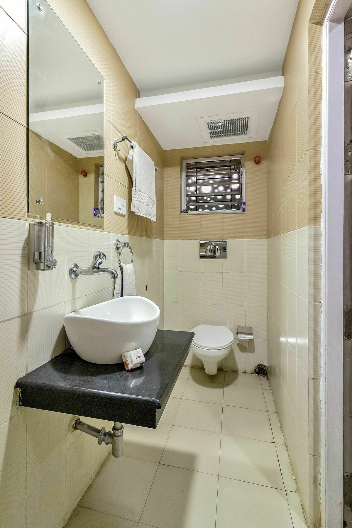 Oyo 8504 Namans Inn Kalkutta Kültér fotó